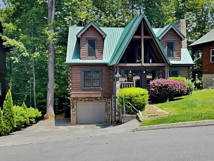 Exterior & Views, Peyton's Hideaway by Jackson Mountain Rentals, Sevier