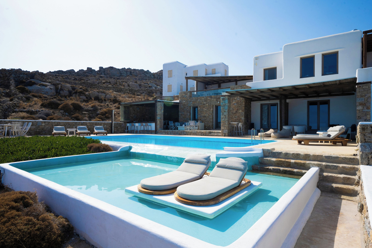 Sport & Beauty 2, Amallini Suites Mykonos, South Aegean