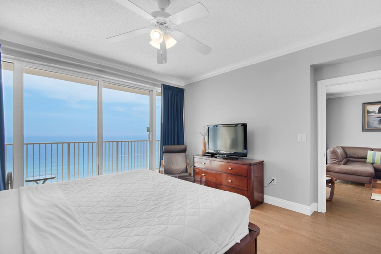 Bedroom 3, Boardwalk 1801, Bay