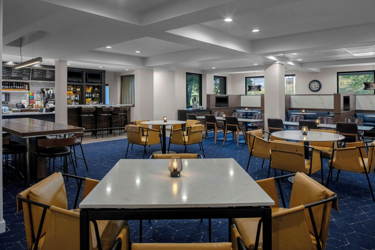 Food & Drinks 4, Courtyard by Marriott Richmond Northwest, Henrico