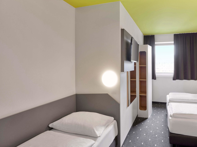 Bedroom 4, B&B Hotel Trier, Trier