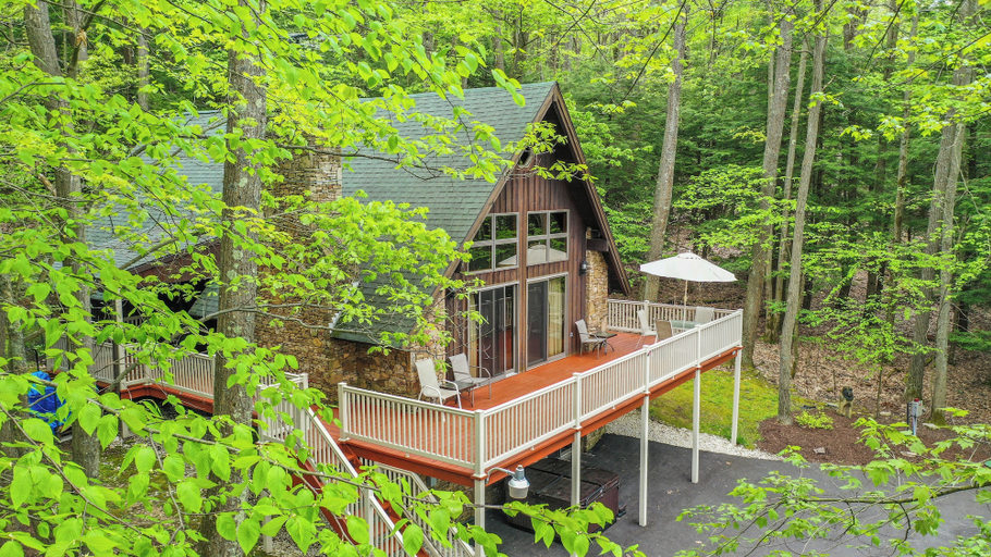 Exterior & Views, Mountain House by Taylor Made Deep Creek, Garrett