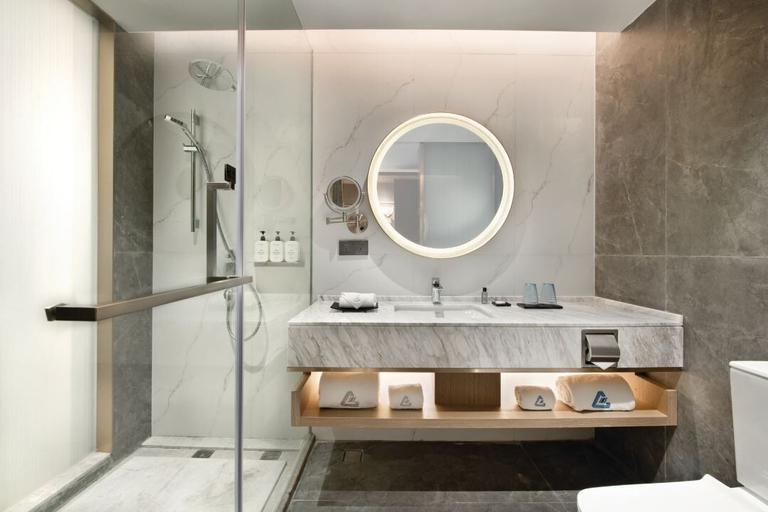 Bathroom 5, Grand Skylight Garden Hotel Shenzhen, Shenzhen
