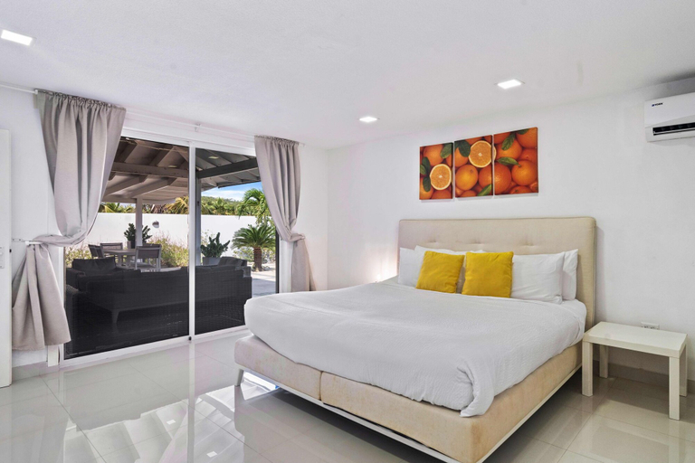 Bedroom 3, Modern Villa Private Pool 4min to Beaches!