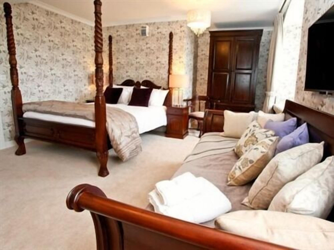Bedroom 3, The Notley Arms Inn, Somerset