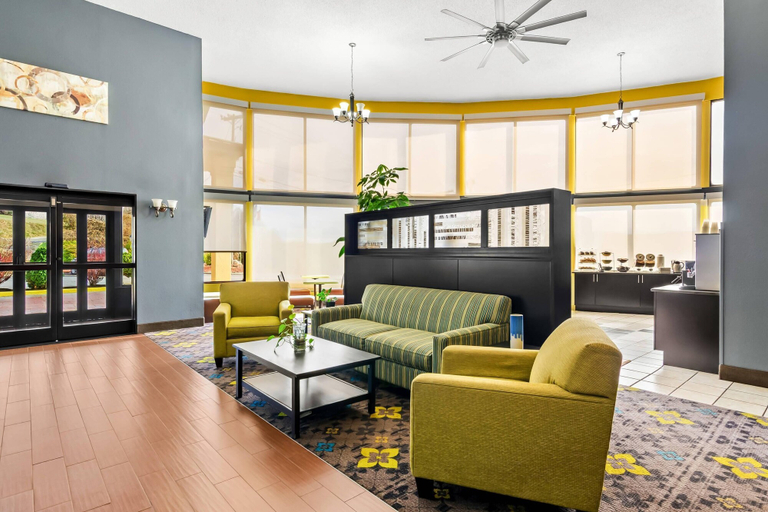 Others 5, Quality Inn Hillsville, Carroll