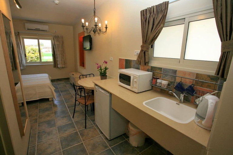 Bathroom 5, El-Mul Golan Kibbutz Country Lodging