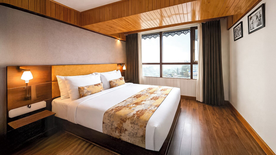Bedroom 2, Yashshree Mall Road Darjeeling, Darjiling