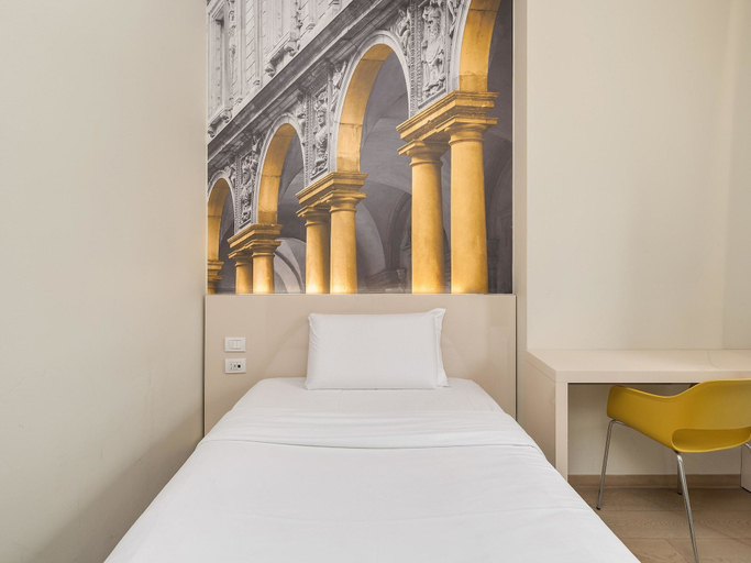 Bedroom 4, B&B Hotel Milano Central Station, Milano