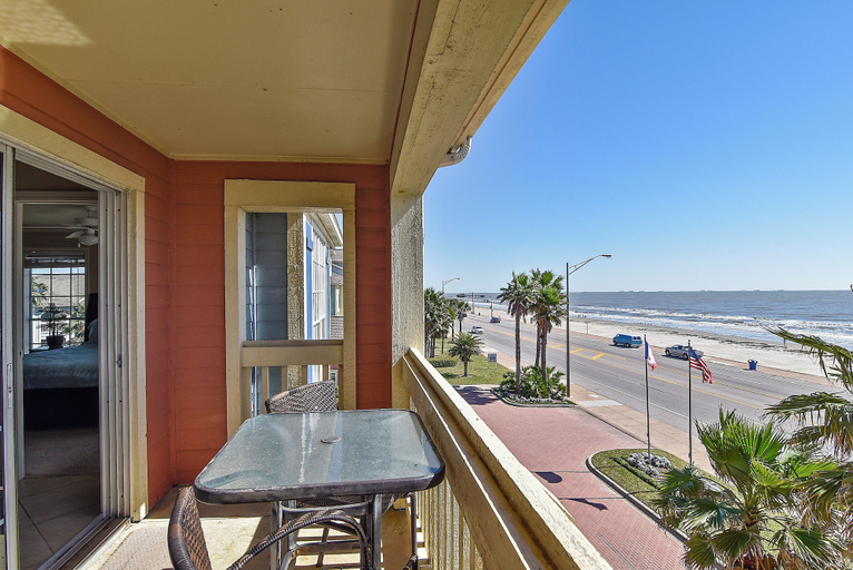 Others 5, Dawn 631 by Ryson Vacation Rentals, Galveston