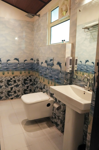Bathroom, Sol Glow Resort, Nainital