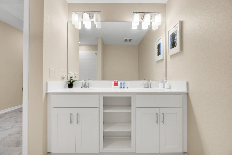 Bathroom 4, NEW Magically Themed Condo w/ Pool View!, Osceola