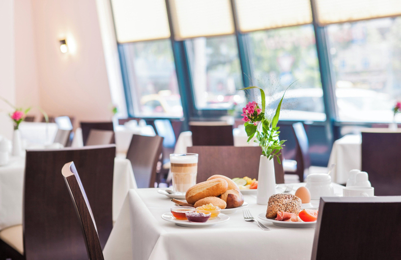 Food & Drinks 4, Hotel Freiburg City Center by Leonardo Hotels, Freiburg im Breisgau