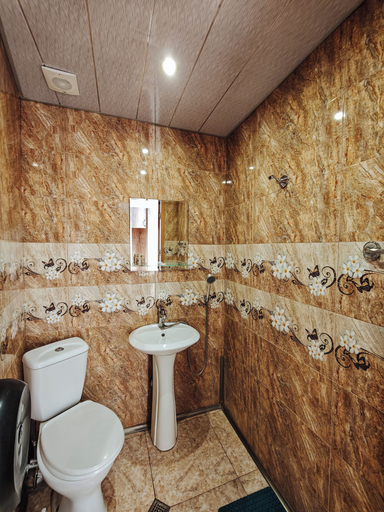 Bathroom 5, Friendly Hotel, Tbilisi