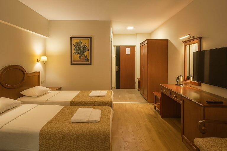 Bedroom 5, Kayhanbey Otel, Kuşadası