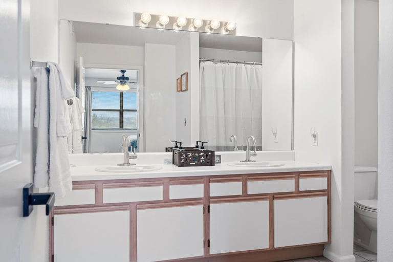 Bathroom 4, Legacy View at Pointe - Branson, Taney