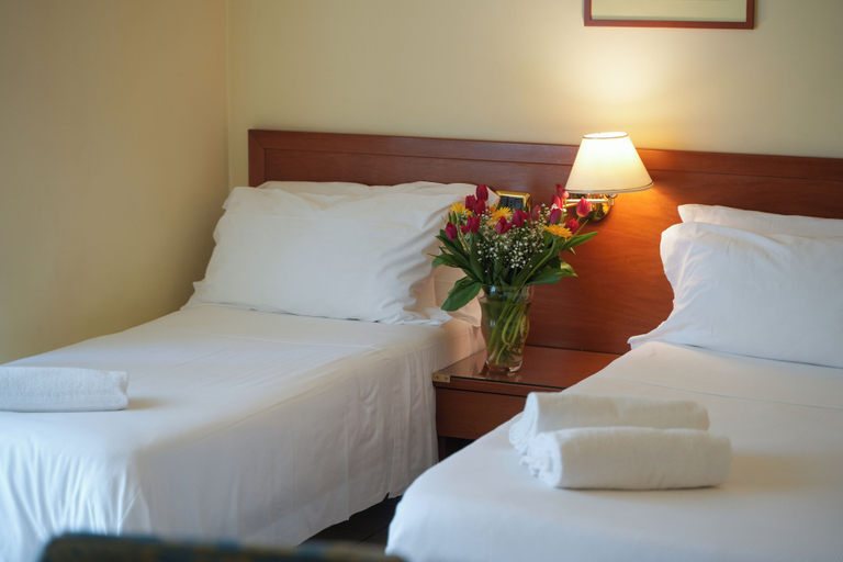 Bedroom 3, Hotel Adria, Bari