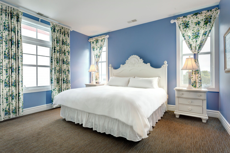 Bedroom 2, Cottages at Bay Harbor, Emmet