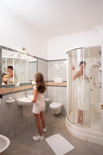 Bathroom 5, Triscinamare Hotel Residence, Trapani