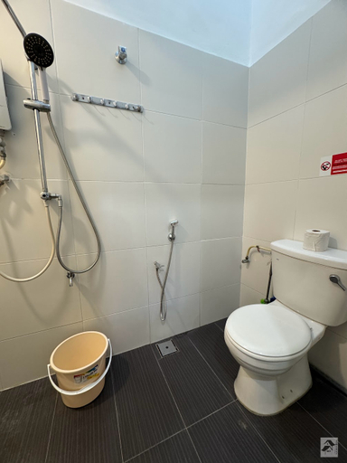 Bathroom 5, QQ Cozy Nest (3R2B), Seremban