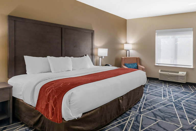 Bedroom 3, Comfort Inn & Suites Lubbock West, Lubbock