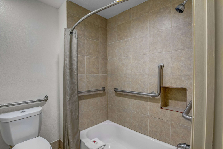 Bathroom 4, Motel 6 Norcross, GA, Gwinnett