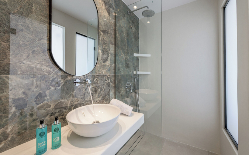 Bathroom 5, Nove Milos Luxury by Estia, South Aegean