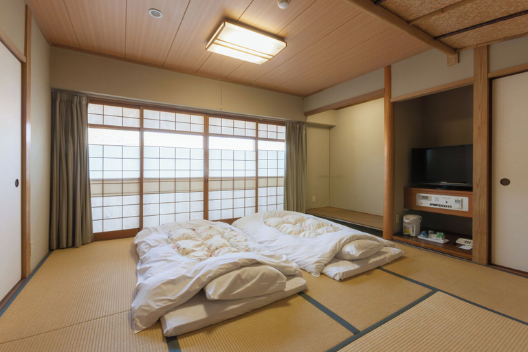 Bedroom 3, Onomichi Royal Hotel, Onomichi