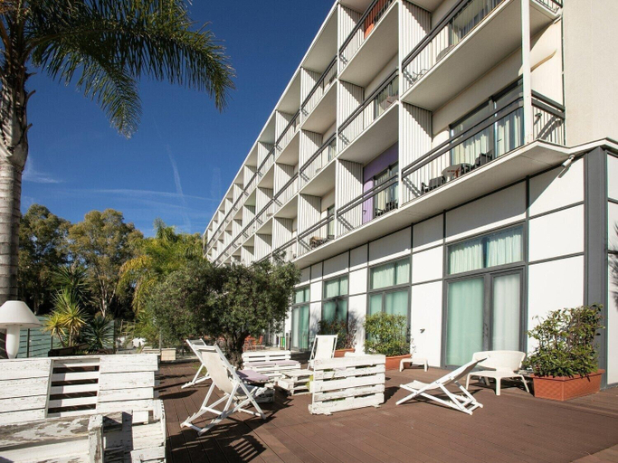 Exterior & Views 2, B&B Hotel Savona, Savona