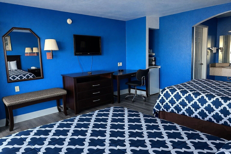 Bedroom 3, Apollo Lodge and RV Park, Freestone