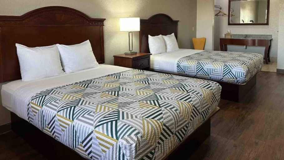 Bedroom 3, Motel 6 Atoka, OK, Atoka