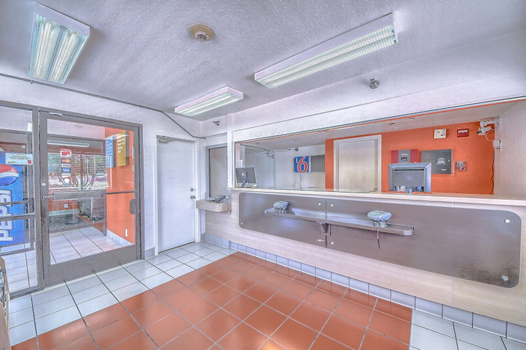 Bathroom 4, Motel 6 San Antonio, TX - Fiesta, Bexar
