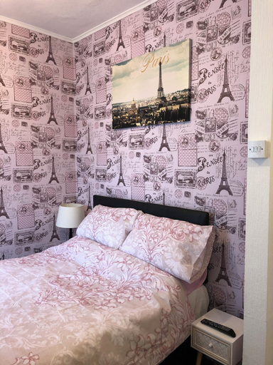 Bedroom 4, The Franklyn Hotel, Blackpool