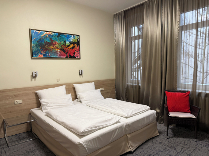 Bedroom 2, Hotel Central, Bamberg