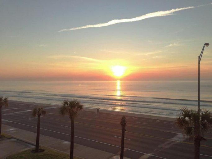 Others 3, Absolute Paradise-Dawn 1031 by Ryson Vacation Rentals, Galveston