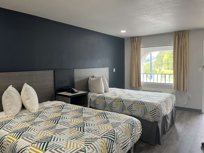 Bedroom 2, Motel 6 Vicksburg, MS, Warren