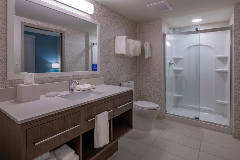 Bathroom, Home2 Suites by Hilton Wayne, NJ, Passaic