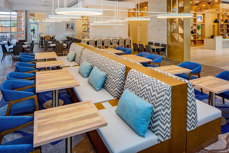 Food & Drinks 5, Hyatt House across from Universal Orlando Resort, Orange