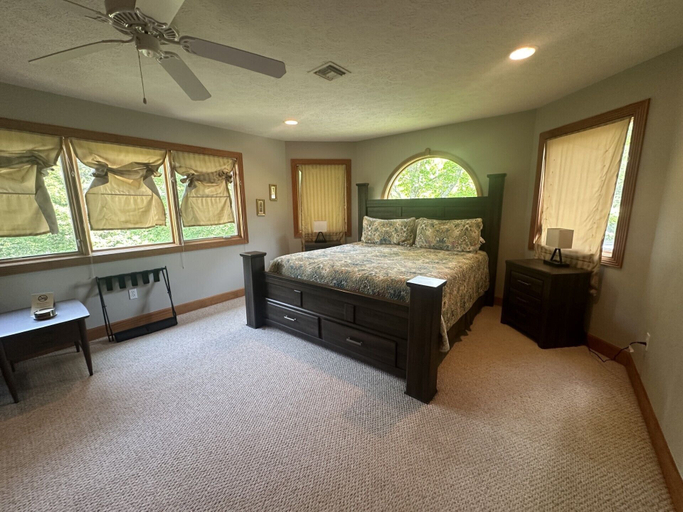 Bedroom 2, Marsh Hill Villa by Taylor Made Deep Creek, Garrett
