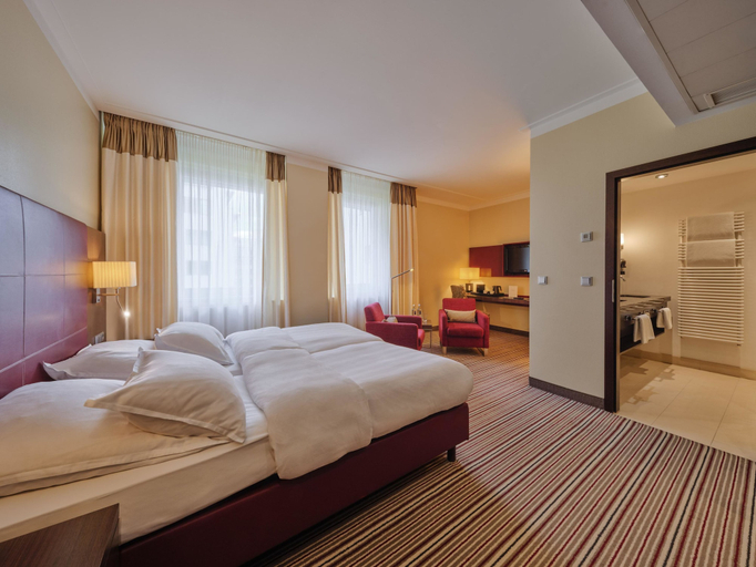 Bedroom 3, Steigenberger Graf Zeppelin, Stuttgart