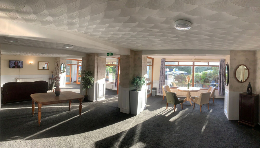 Others 5, Savoy Hotel, North Somerset
