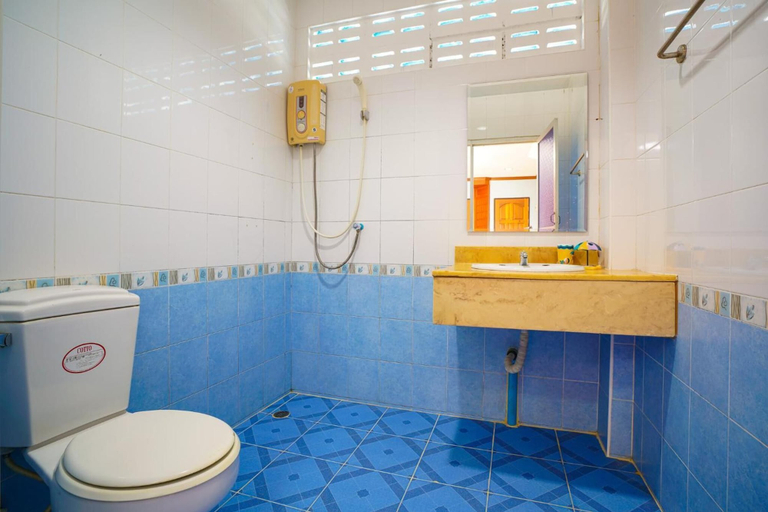 Bathroom 5, Mayfa Hotel, Pulau Phuket