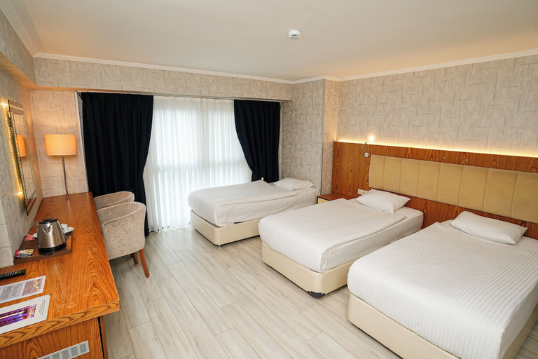 Bedroom 3, NK Hotel, Konak