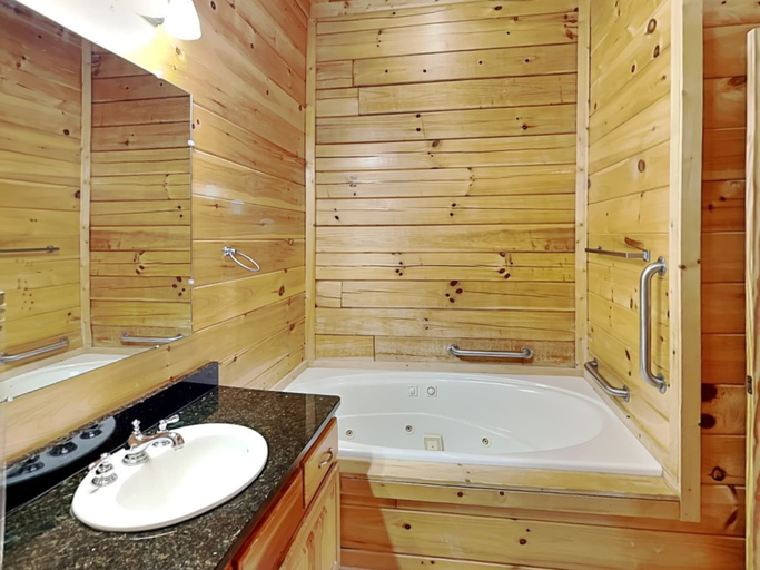 Bathroom 4, Having a Blast by Jackson Mountain Rentals, Sevier