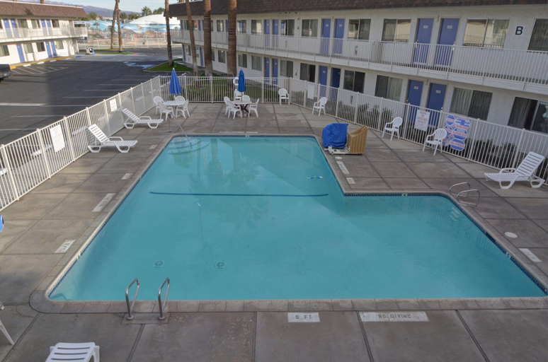 Sport & Beauty 5, Motel 6 Indio, CA - Palm Springs, Riverside