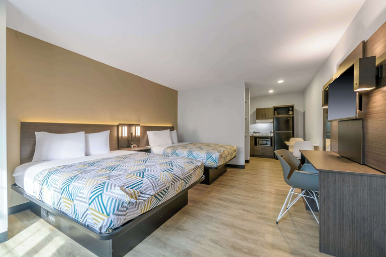 Bedroom 2, Studio 6 Columbus, GA – Columbus Airport, Muscogee