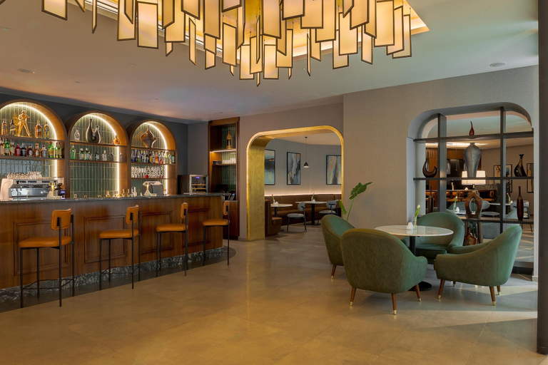 Food & Drinks 5, Radisson Blu Hotel, Amman Galleria Mall, Amman