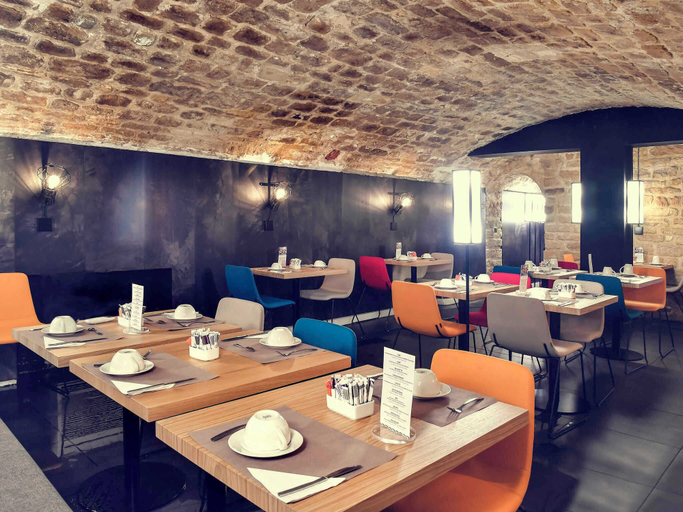 Food & Drinks 5, East Side Hotel Paris Gare de l’Est, a member of Radisson Individuals, Paris