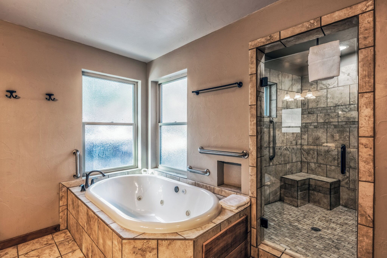 Bathroom 4, The Great Escape by Ruidoso Vacation Rentals, Lincoln