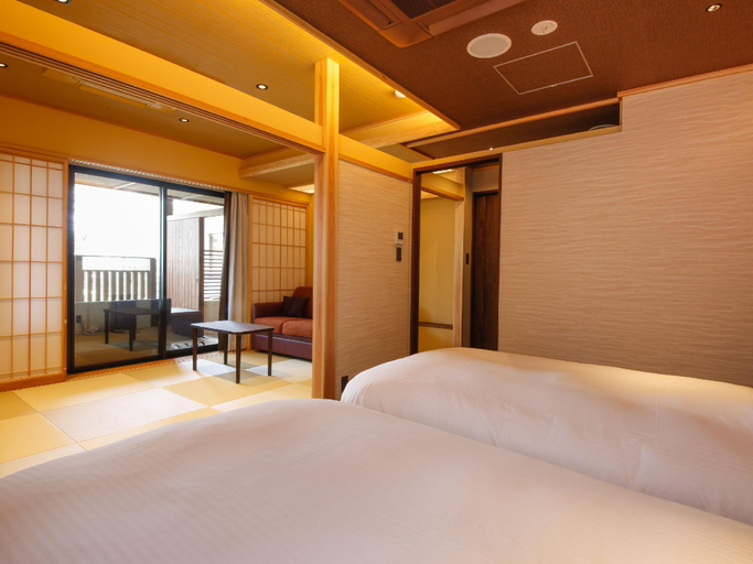 Bedroom 1, Awaji Hamarikyu Takumi, Minamiawaji